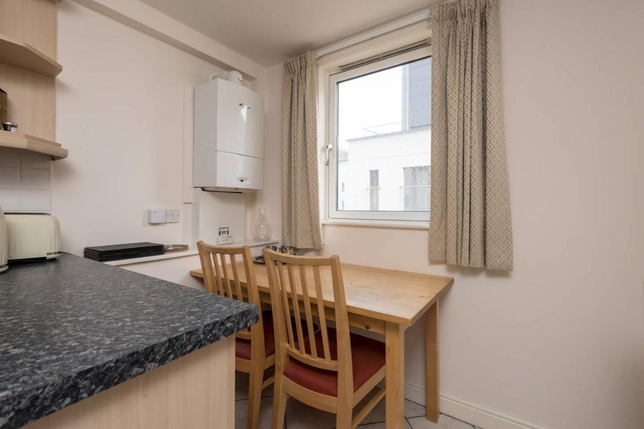 Joivy Old Town Apartment With Parking Close To Royal Mile EDI Exterior foto