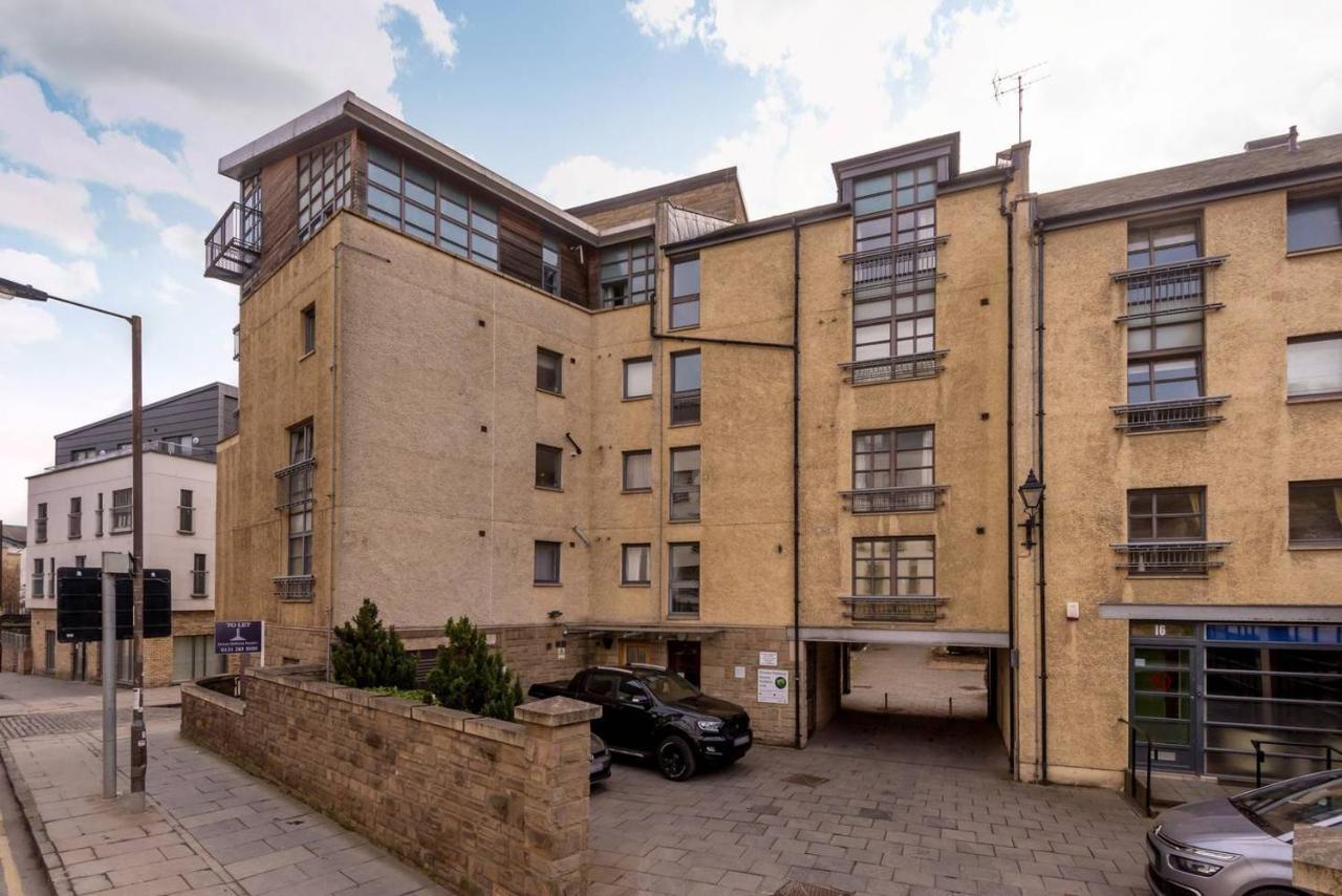Joivy Old Town Apartment With Parking Close To Royal Mile EDI Exterior foto